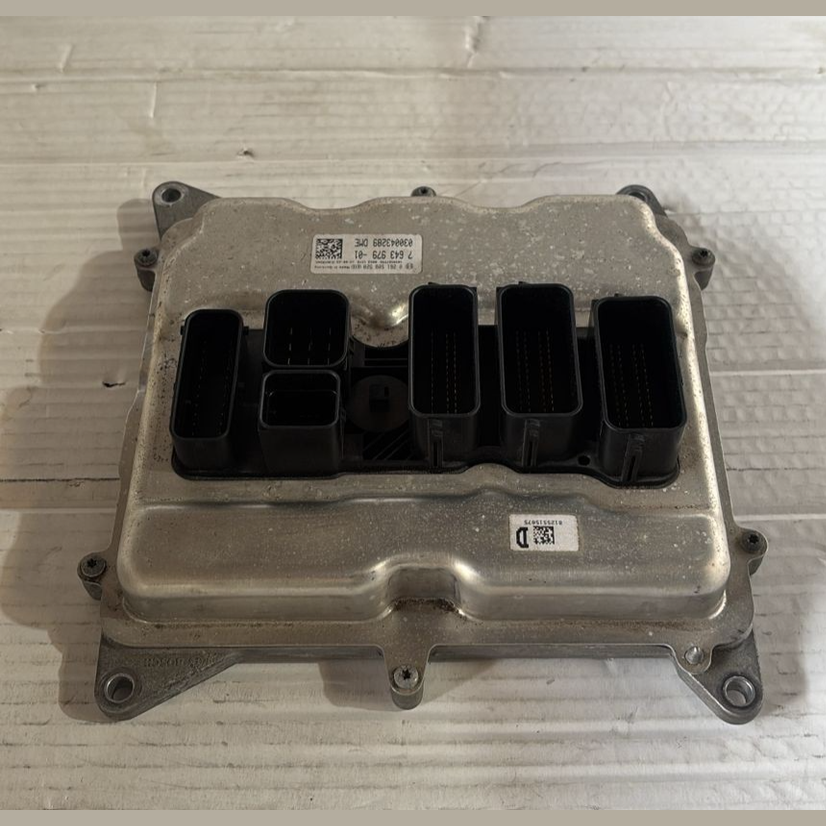 BMW F30 F31 F10 F11 F25 N20 ENGINE ECU ONLY DME 7643979
