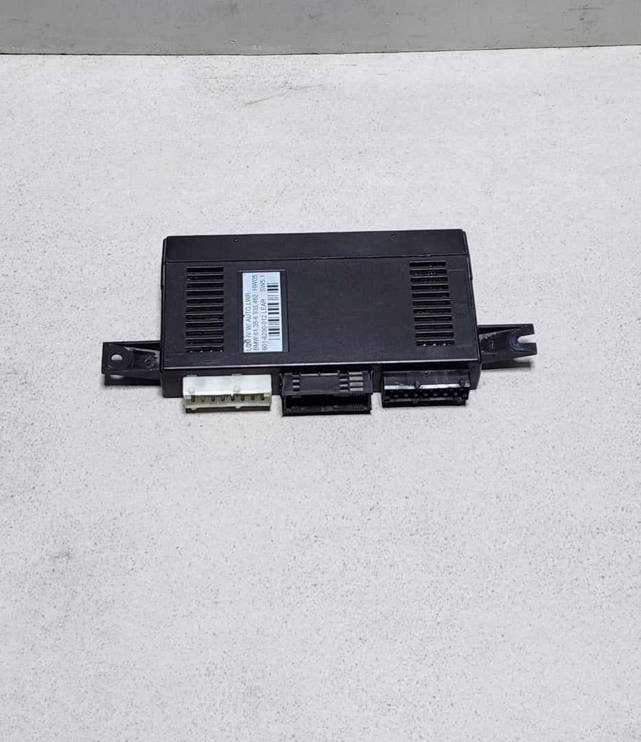 2003 BMW X5 Light Control Module 6935462 X5 E53 and 5 Series E39