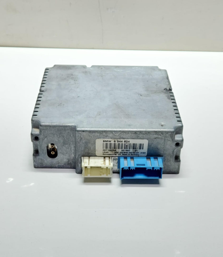BMW TV Video Module 6944674 735i and 750 OEM