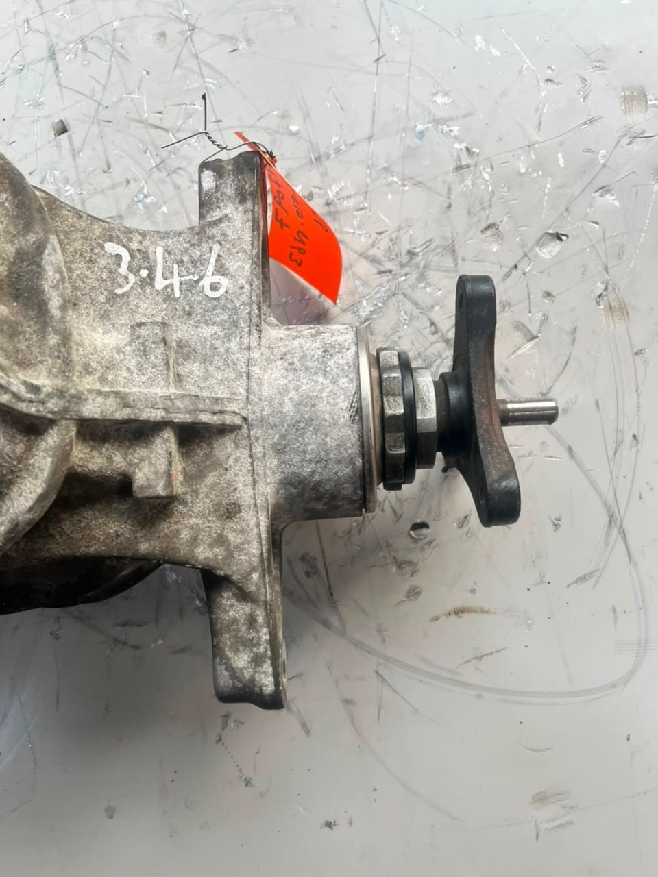 2010-2012 BMW 750Li Rear Differential 7577097 RATIO 3.46 4.4 V8