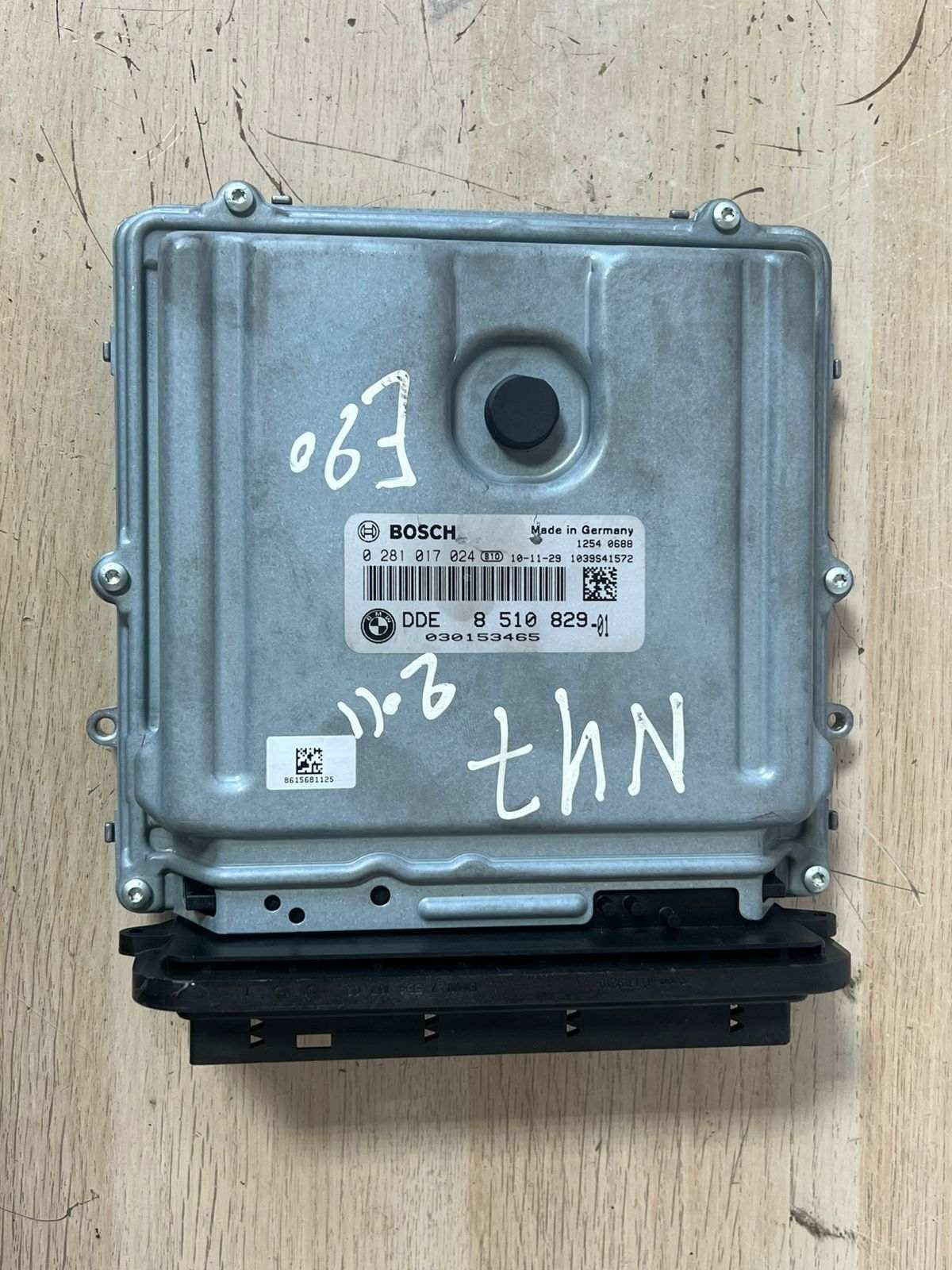 2011 BMW N47 E90 Engine Control Unit DDE SET + CAS3 + 1KEY 8510829