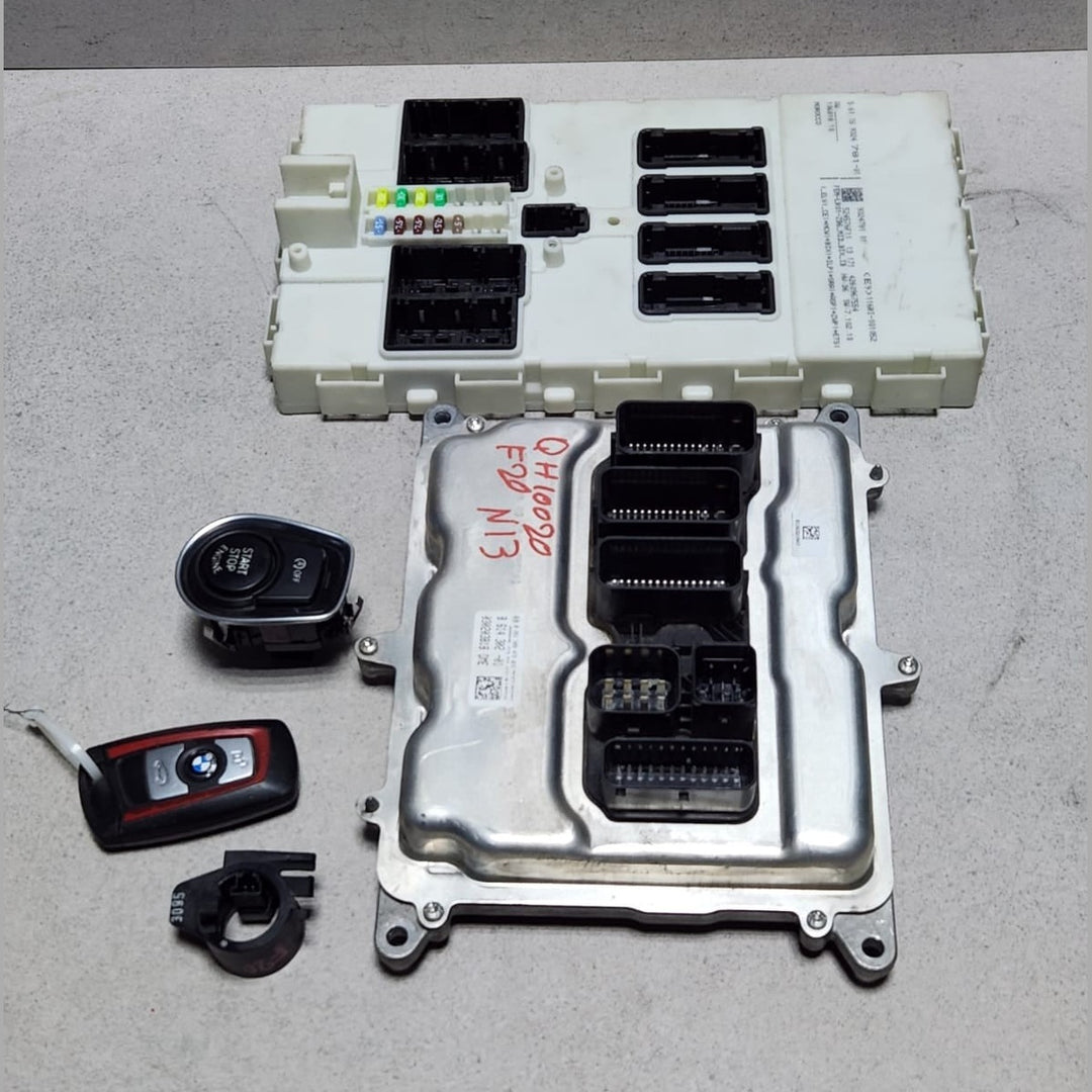 BMW 116i 316i Engine Control Unit Front 8614302 F20 F21 1 Series 116i and F30