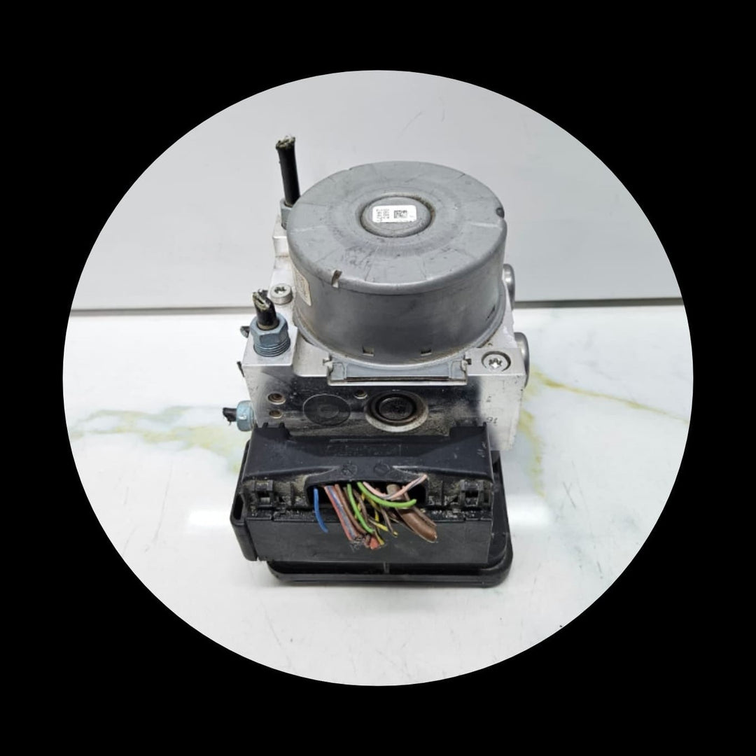 BMW 1 Series BMW F33 F34 F36 F22 F23 ABS Anti-Lock Brake Module 6887510 OEM
