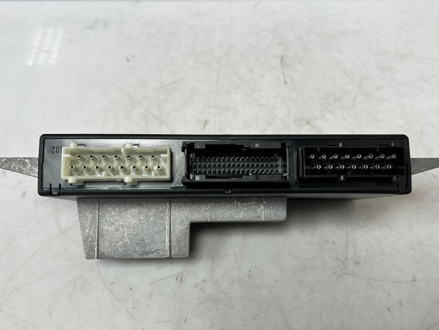 BMW 5 Series E39 and 7 Series E38 Light Control Module LCM-II 8372874 OEM
