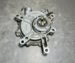 قم بتحميل الصورة إلى عارض الصور، 2012 Mercedes-Benz W207 E-Class OM276 Cylinder Head Vacuum Pump A276 2300065 OEM