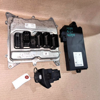 BMW X1 E89 Z4 PETROL N20 ENGINE CONTROL ECU DME MODULE SET 8643741