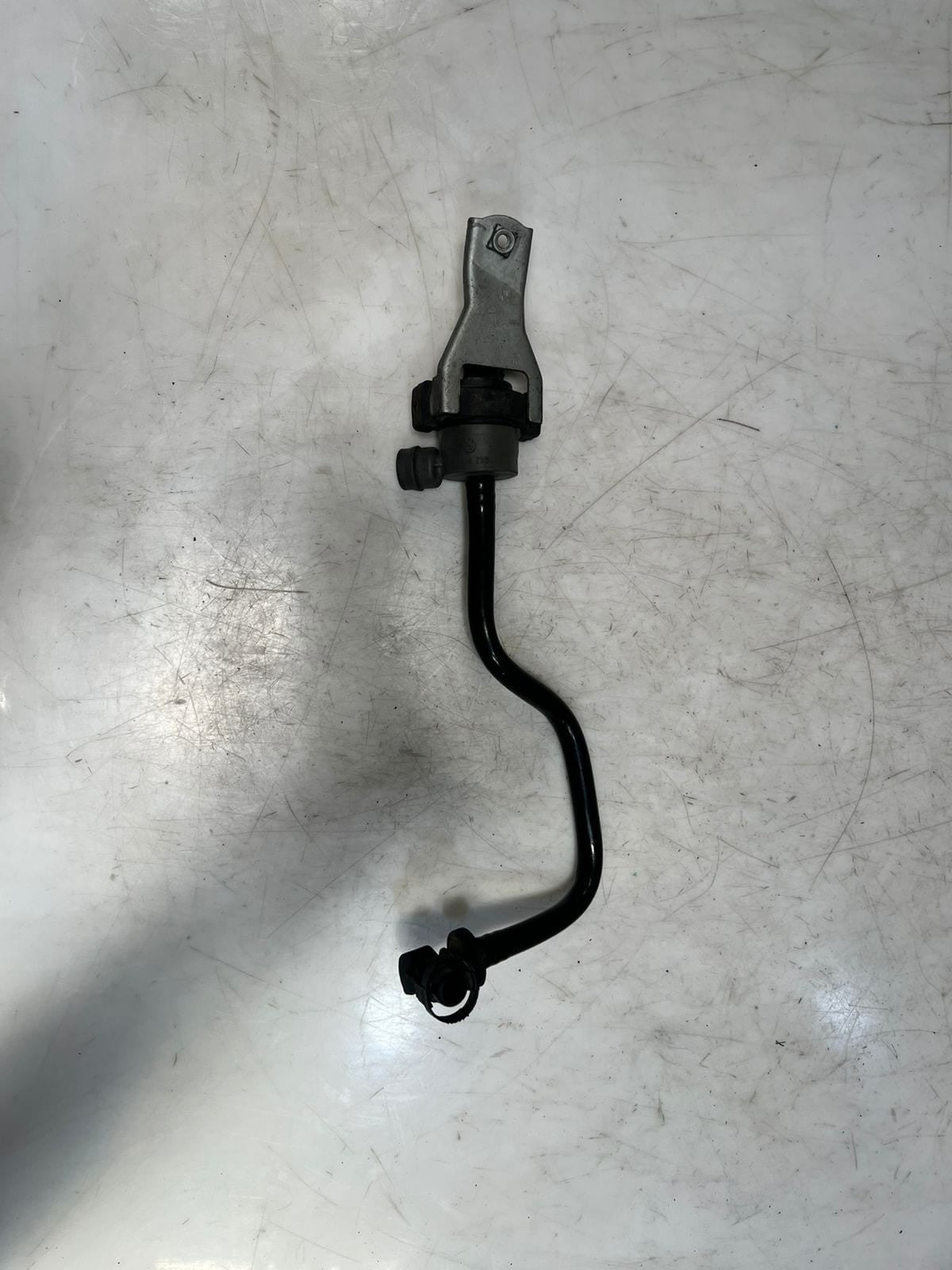 2010-2016 BMW 550i N63 X5 X6 Fuel Tank Ventilation Valve With Hose 7619298 OEM