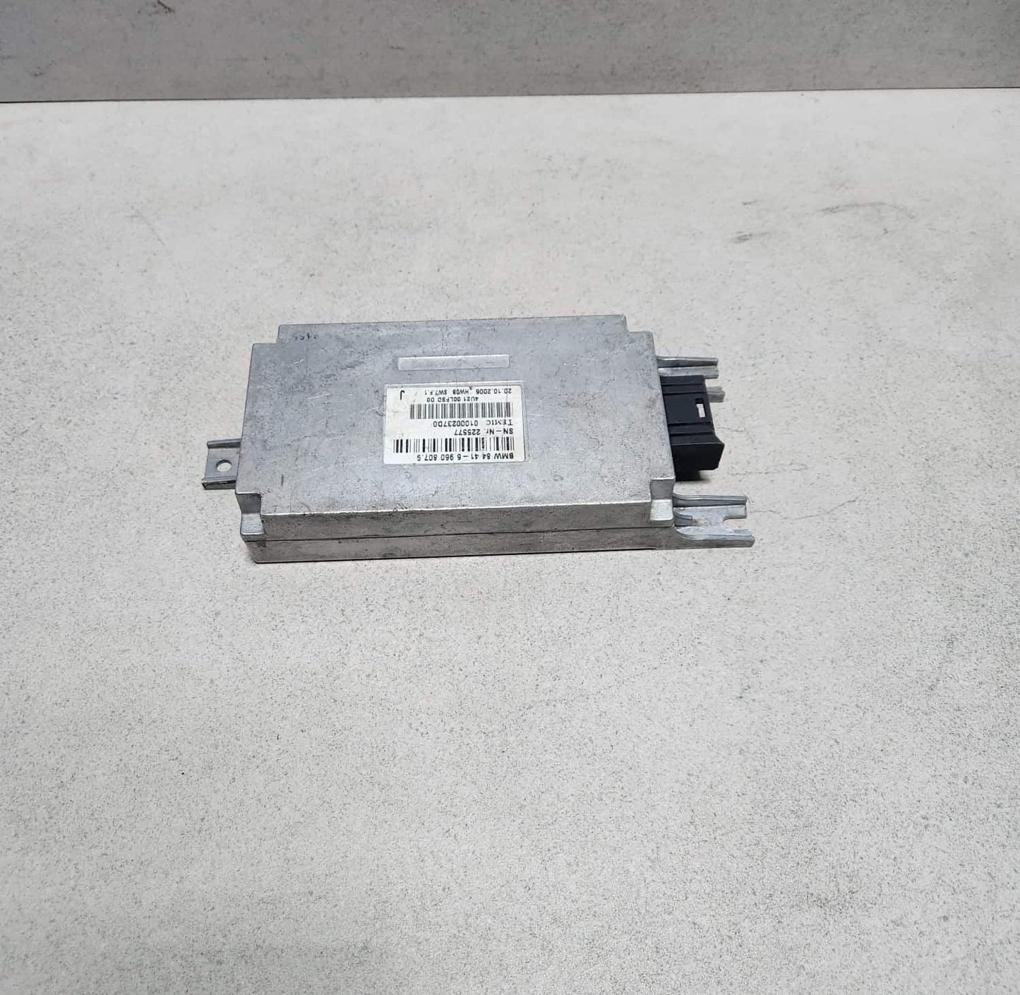 1996-1998 BMW Z3 Voice Control Input System Module 6960807 7 Series E65 E66 E67
