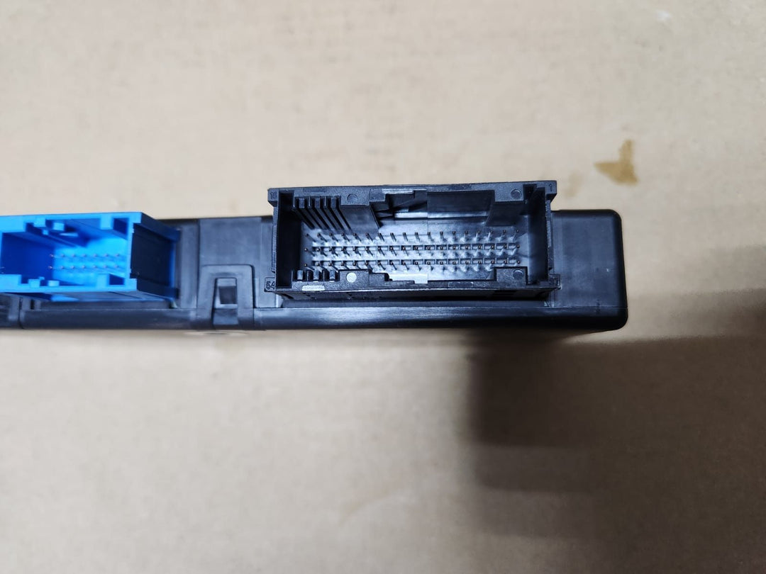 2011-2016 BMW 528i Central Gateway Module 9284420.F10, F11,F12,F13, F06, F01/F02