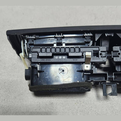 BMW Dashboard Center Air Vent 92053571 Series F20 F21, 2 Series F22 F23