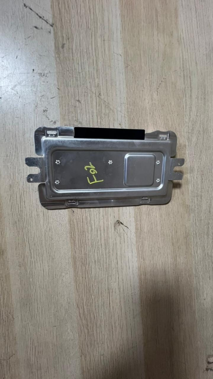 2012-2018 BMW 640i Suspension Control Module 6871063 F10, F11, 7' 550i, 740i 