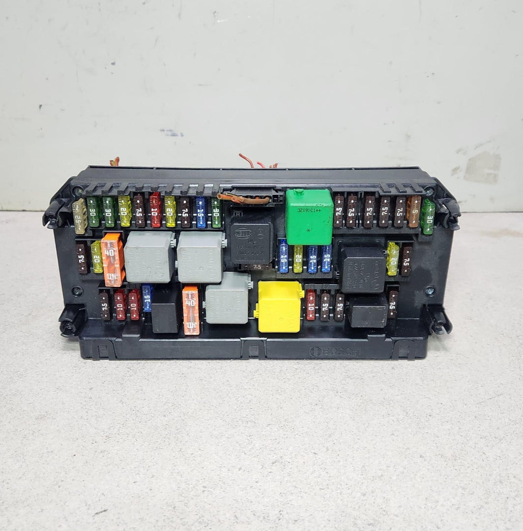 2010-16 Mercedes E-Class Front Sam Control Fuse Box Module A2129008307 W212 W204