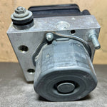 Bild in die Galerieansicht laden, Mercedes W246 CLA GLA B-Class ABS Anti Lock Brake Pump Module A000 4312300 OEM