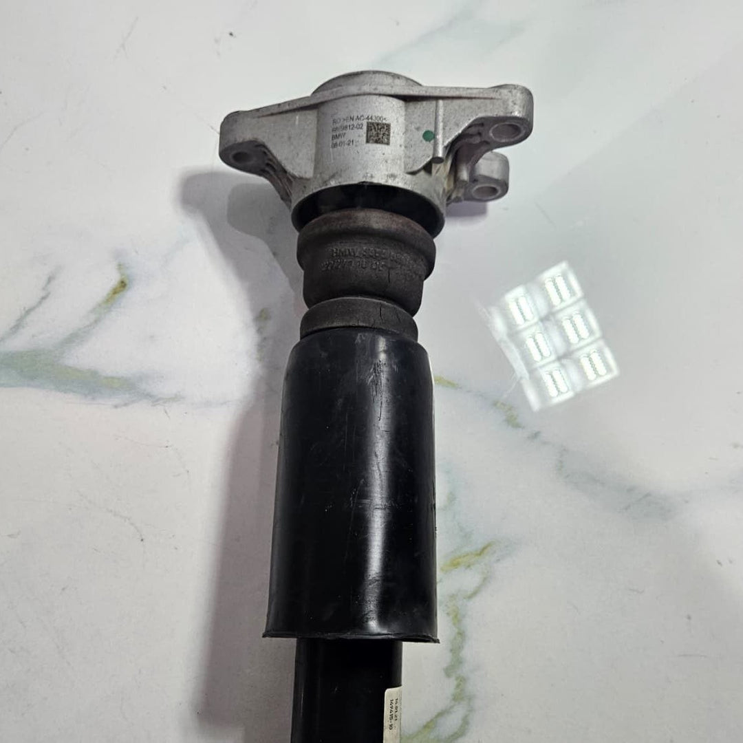 2020-2025 BMW 330e Shock Absorber Mount 6889812 BMW 3 Series G20 models R LHS
