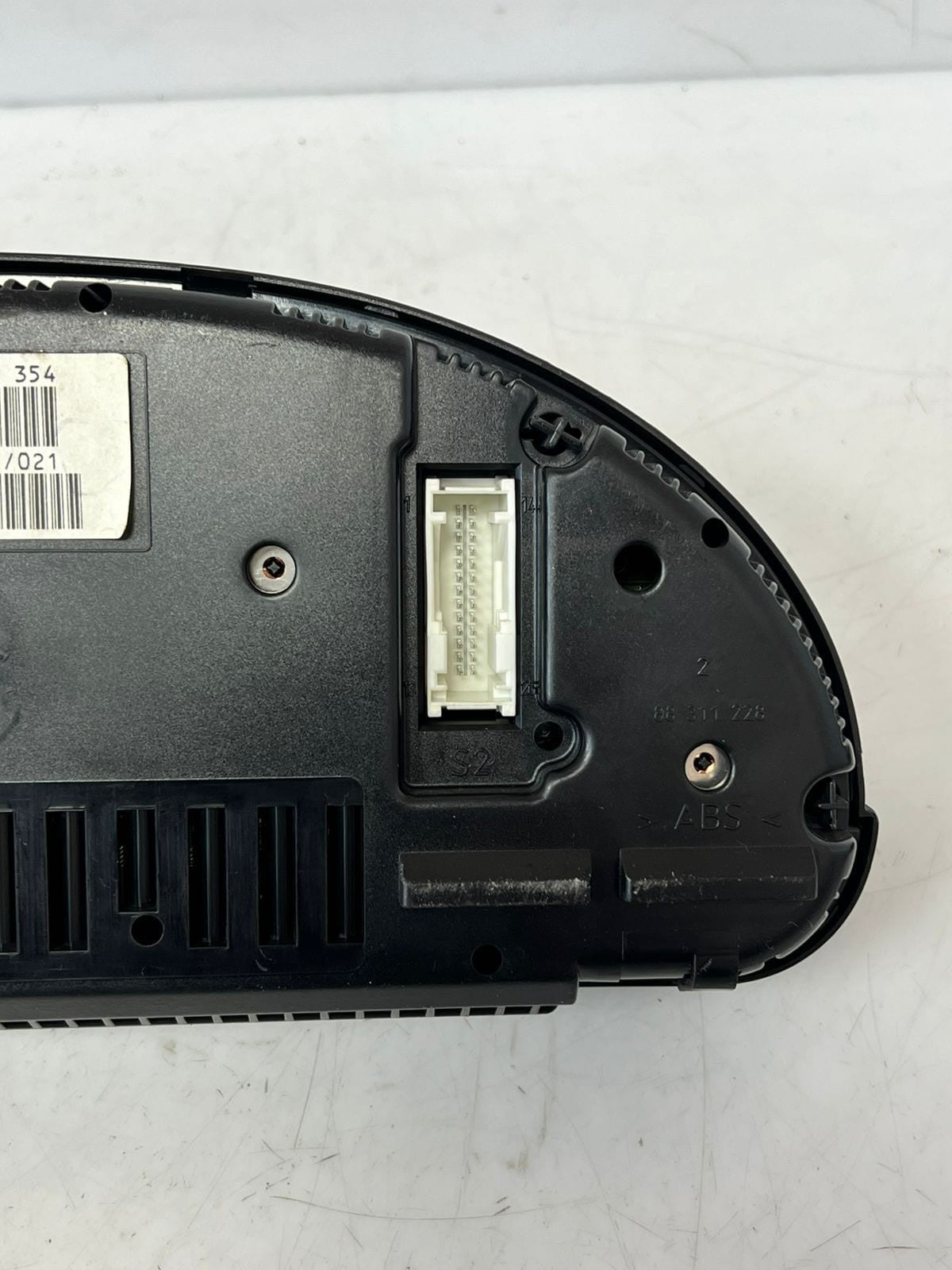 BMW 5 Series E39 Speedometer Instrument Cluster Revolution Counter 8372354 OEM