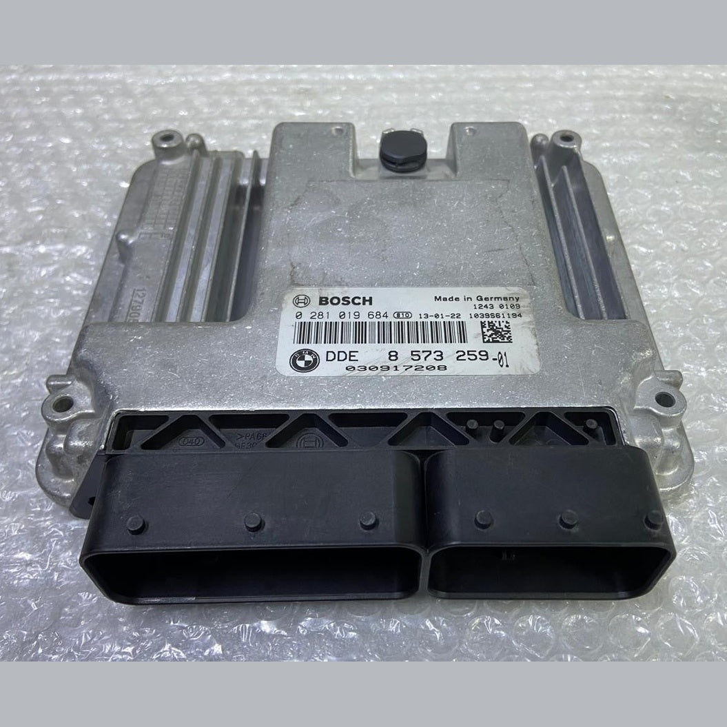 OEM BMW 320d N47N F30 ENGINE CONTROL UNIT ECU DDE ECU ONLY 8573259 BOSCH