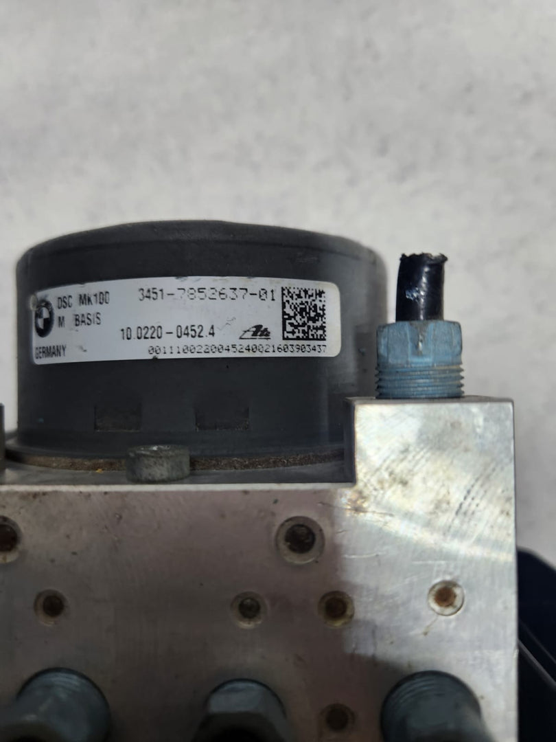 2015-2018 BMW M4 Abs Anti Lock Brake Pump Module 7852637 M3 M4 F82 OEM