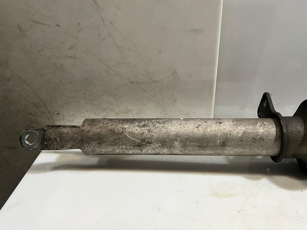 2012-2019 BMW F10 M5 F12 M6 4.4P Front LEFT Shock Absorber 2284045 OEM