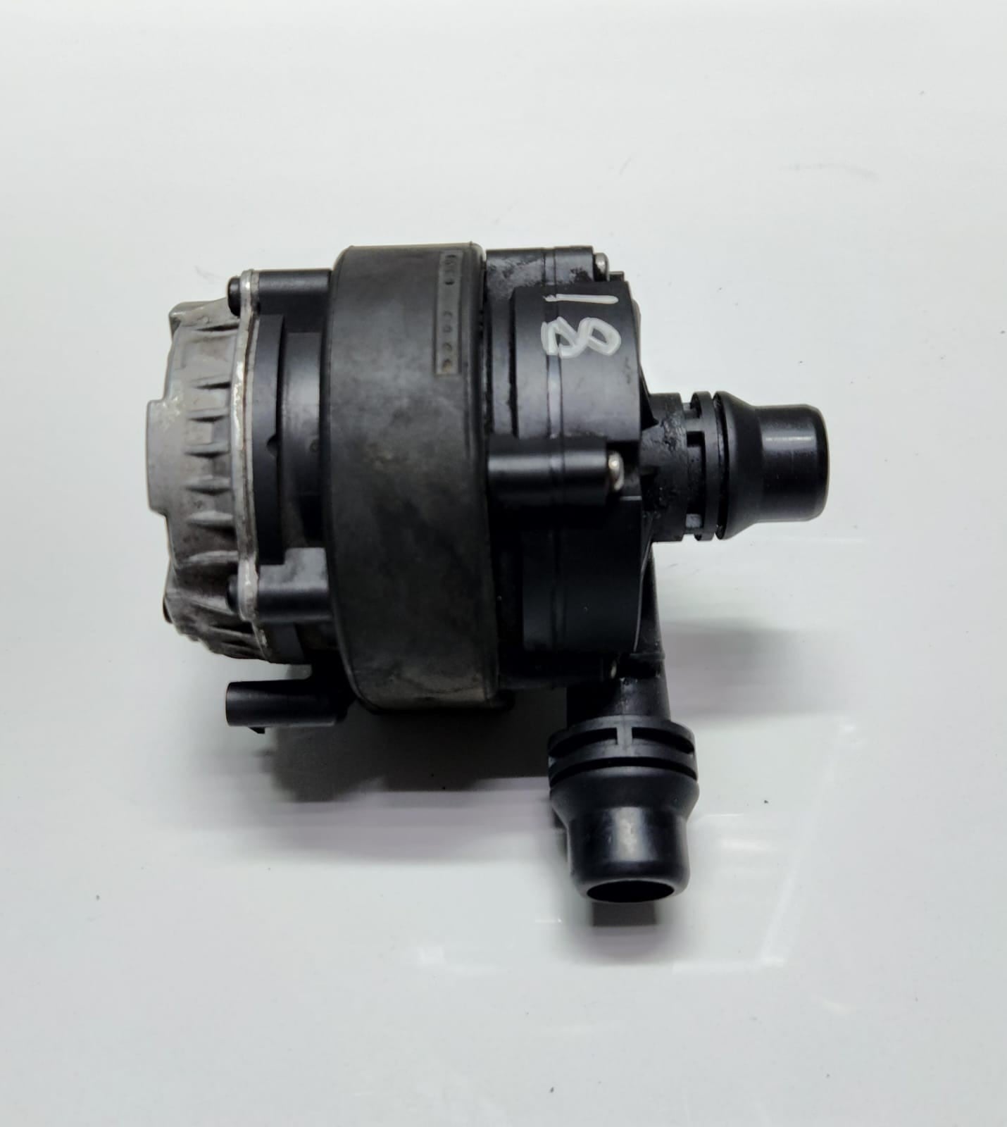 2014-2020 BMW i8 Auxiliary Water Pump 8600287