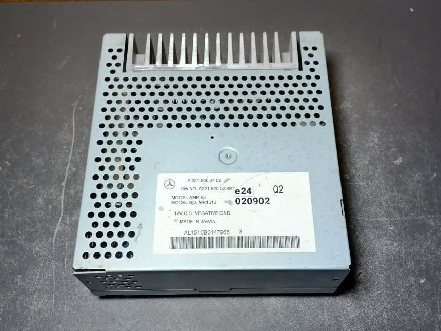 07-13 Mercedes W221 S-Class Radio Audio Amplifier Amp Module A221 9003402 OEM