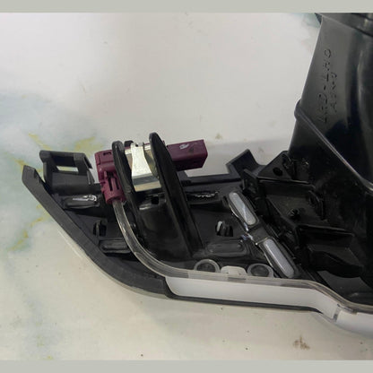 OEM BMW G05 F95 G06 F96 G07 Air Vent Fresh Air Grill Left 9399469