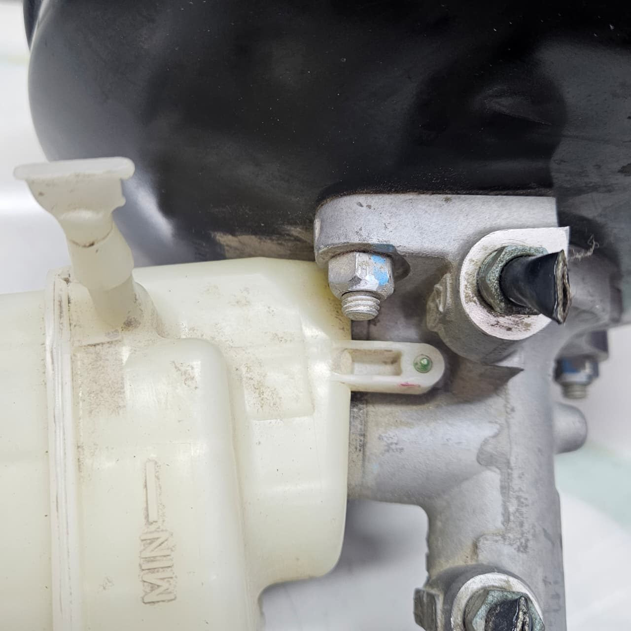 2007-2013 BMW X5 E70 Power Brake Booster 6791409 E71 X6 
