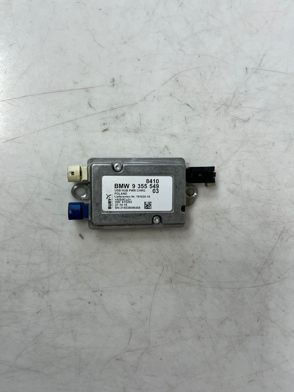 2016-22 BMW 330i F20 F21 F22 F30 F32 F45 F87 USB Hub Control Module 9355549 OEM