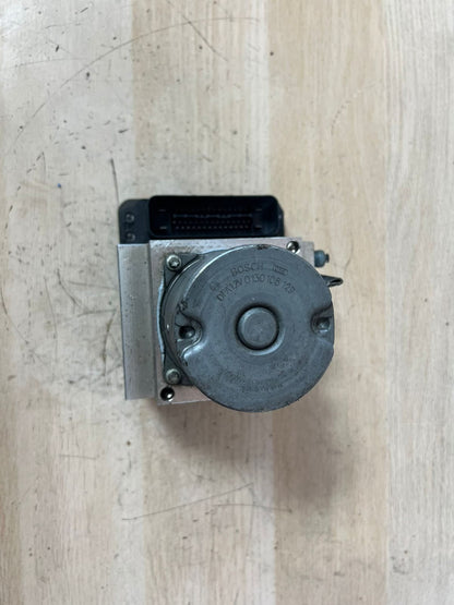 2007-2014 BMW X5 ABS Anti Lock Brake Pump Control Module 6798284