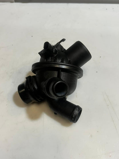 2011-2016 BMW X3 3 Series F30, 5 Series F10 Thermostat Housing 6601544 OEM