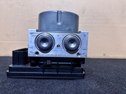 2013-2016 BMW F30 328i RWD ABS Anti-Lock Brake Pump Module Unit 6869726 OEM