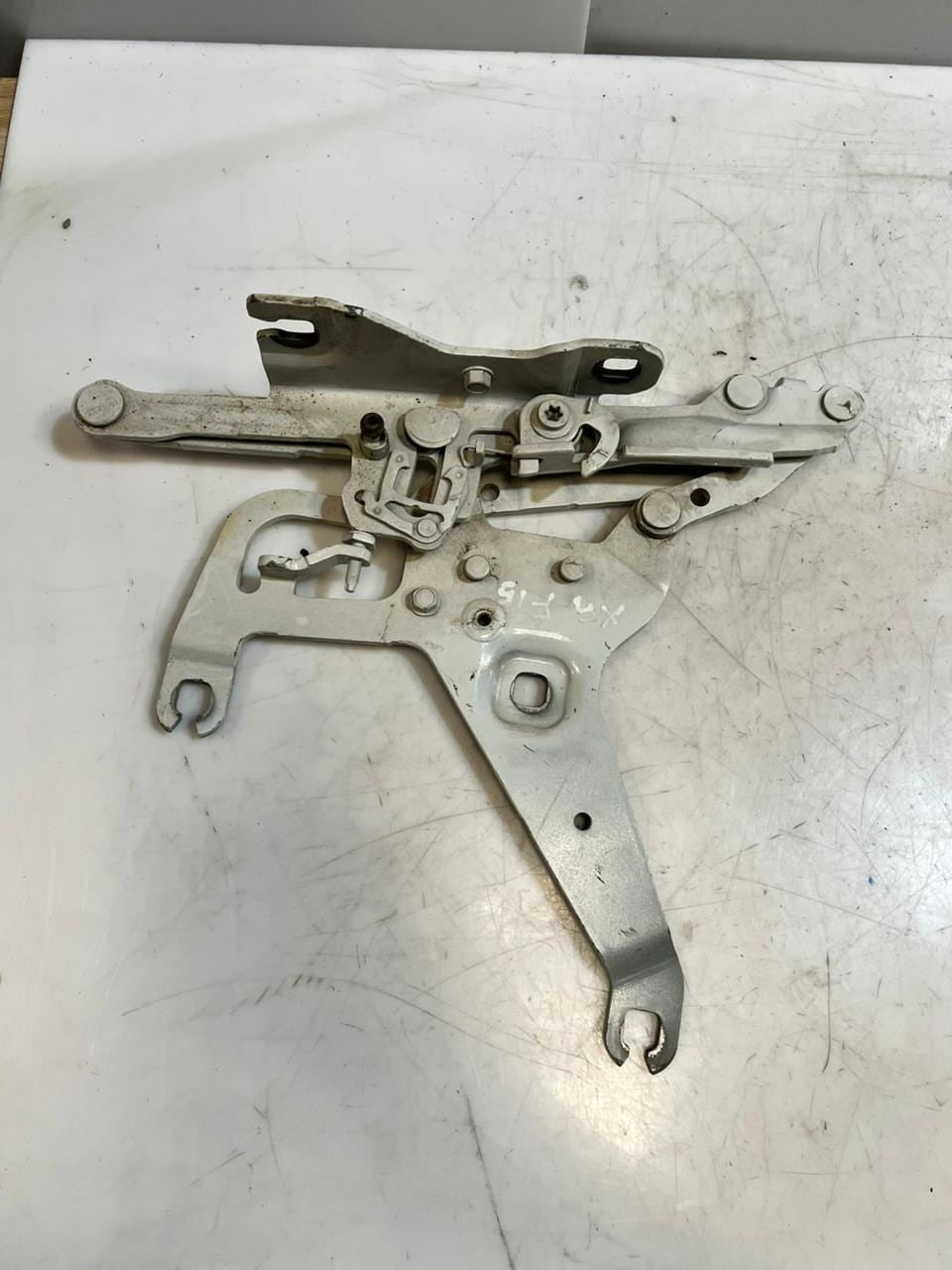 2014-2019 BMW X5 F15 Bonnet Hinge FRONT RIGHT LEFT 4822222 4822221 OEM