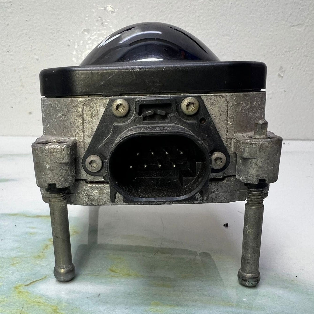 Mercedes Radar Sensor Distronic A2469008208 W246