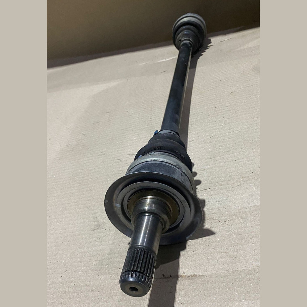 2012-2016 BMW F10 F11 series 528i Rear Right CV Axle Shaft 7630184