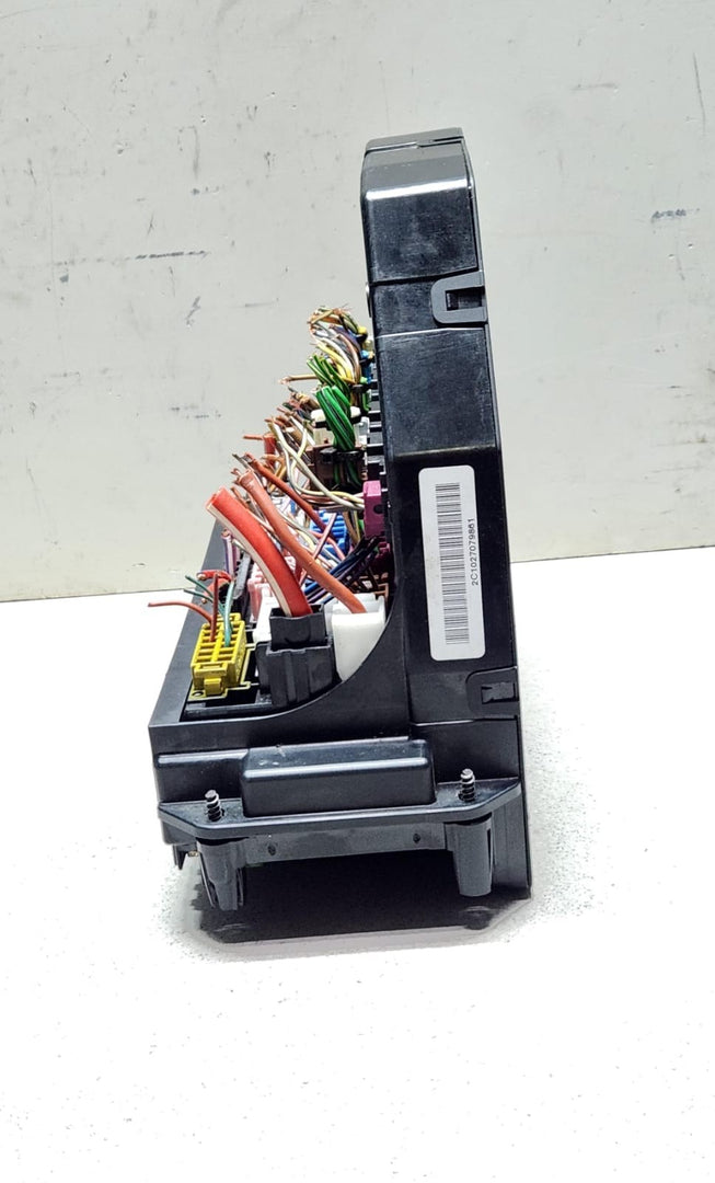 Mercedes-Benz X204 GLK Fuse Box Sam Relay Control Module Front A2129008207 W212 