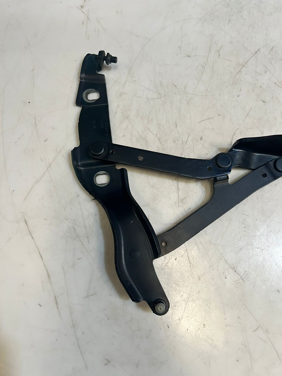 2009-2016 BMW Z4 E89 SERIES ENGINE LEFT SIDE BONNET Hood Hinge 7191511 OEM