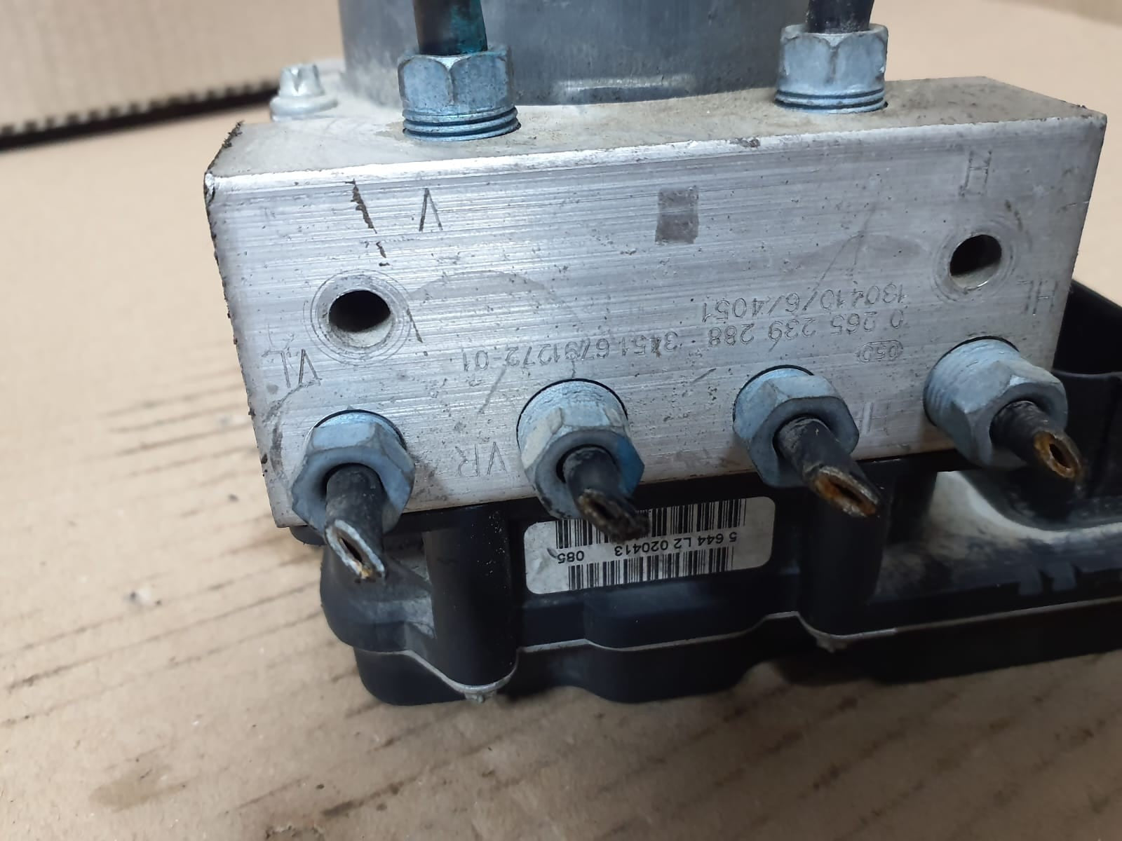 2010-2015 BMW X1 E84 ABS/DSC ANTI LOCK BRAKE Pump 6860216 OEM