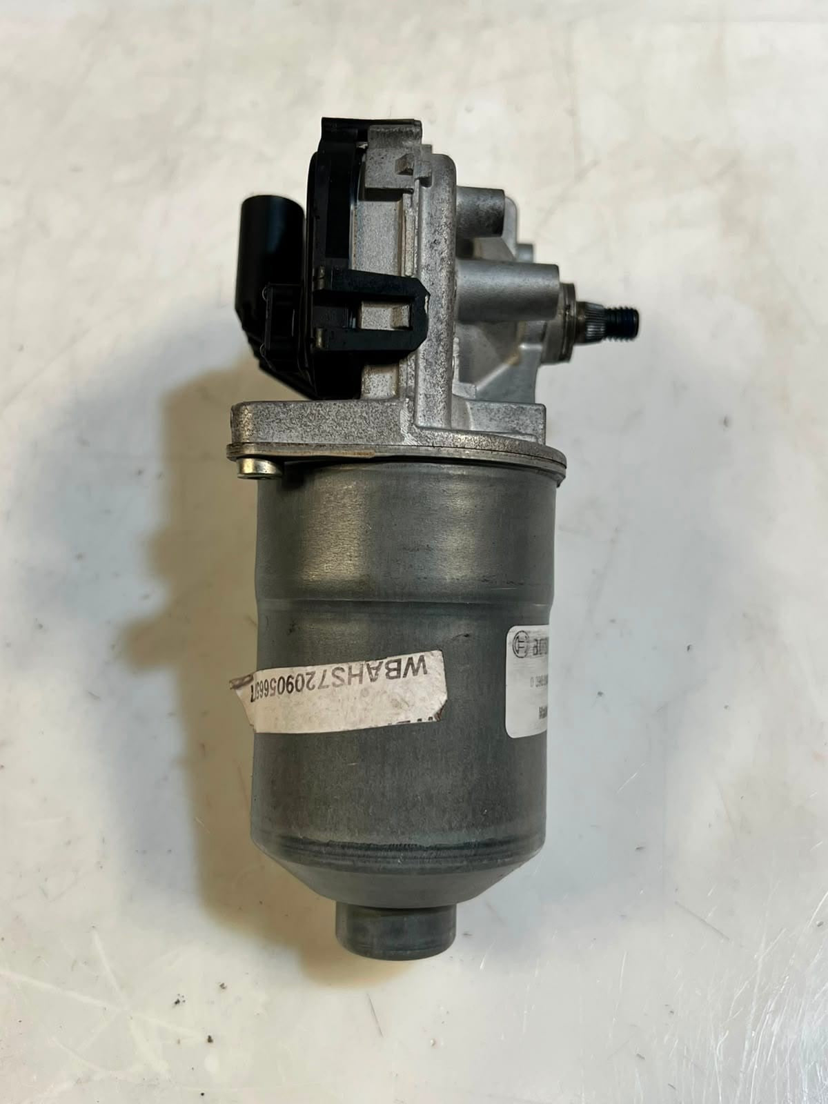 BMW X1 Series F48 RHD Front Windshield Wiper Motor 0390243529 OEM