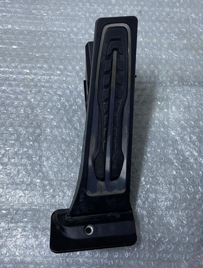 OEM BMW F44 G20 G21 G26 X3 G01 X4 ACCELERATOR PEDAL THROTTLE PEDAL GAS- 6889820
