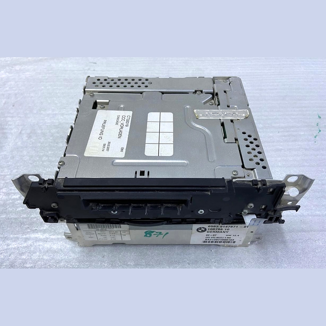 OEM BMW CD/MD Audio Deck Head Unit For 5 Series,525i, Model E60, E61 9147871