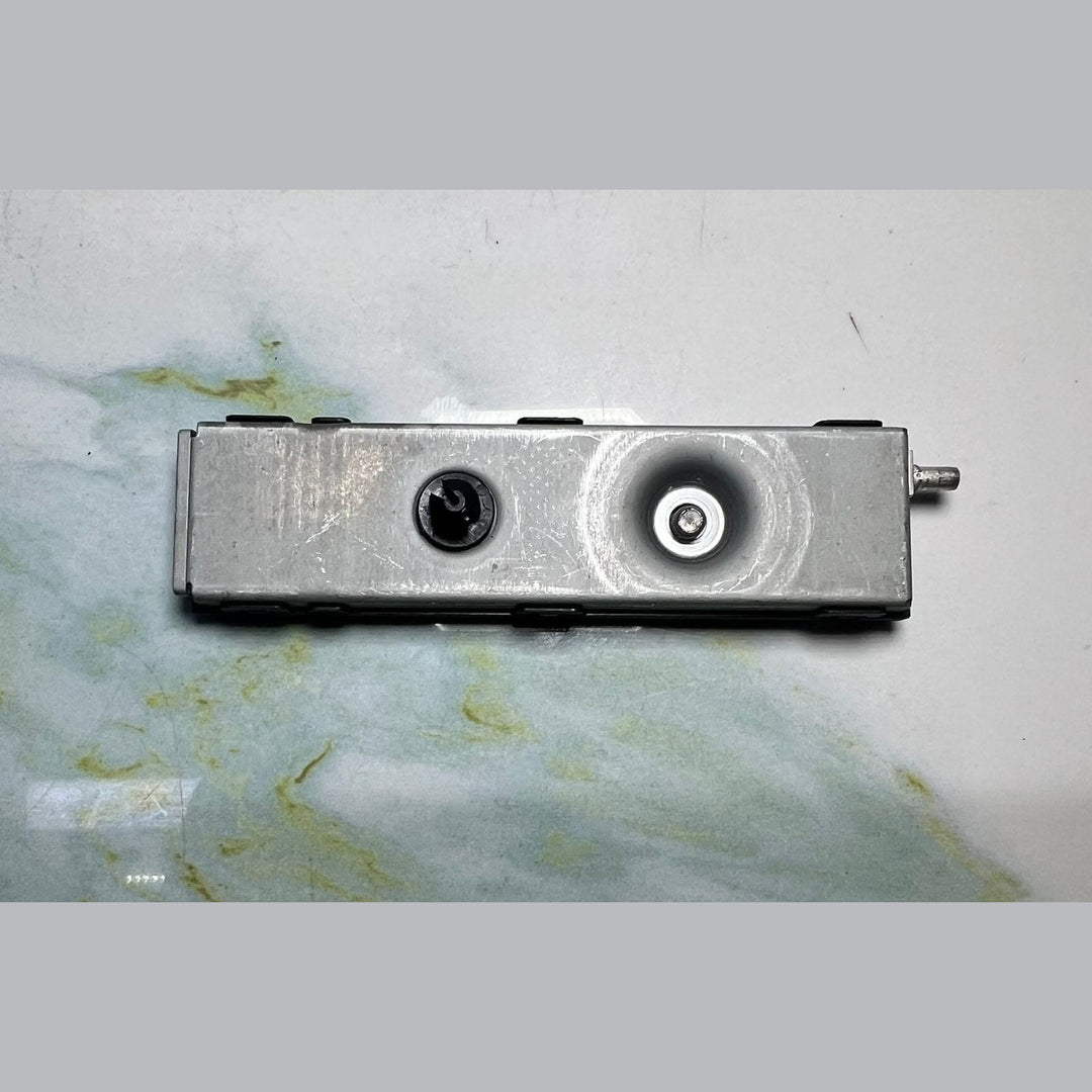 Mercedes Antenna Amplifier A2139056800 C-Class W205 and W177