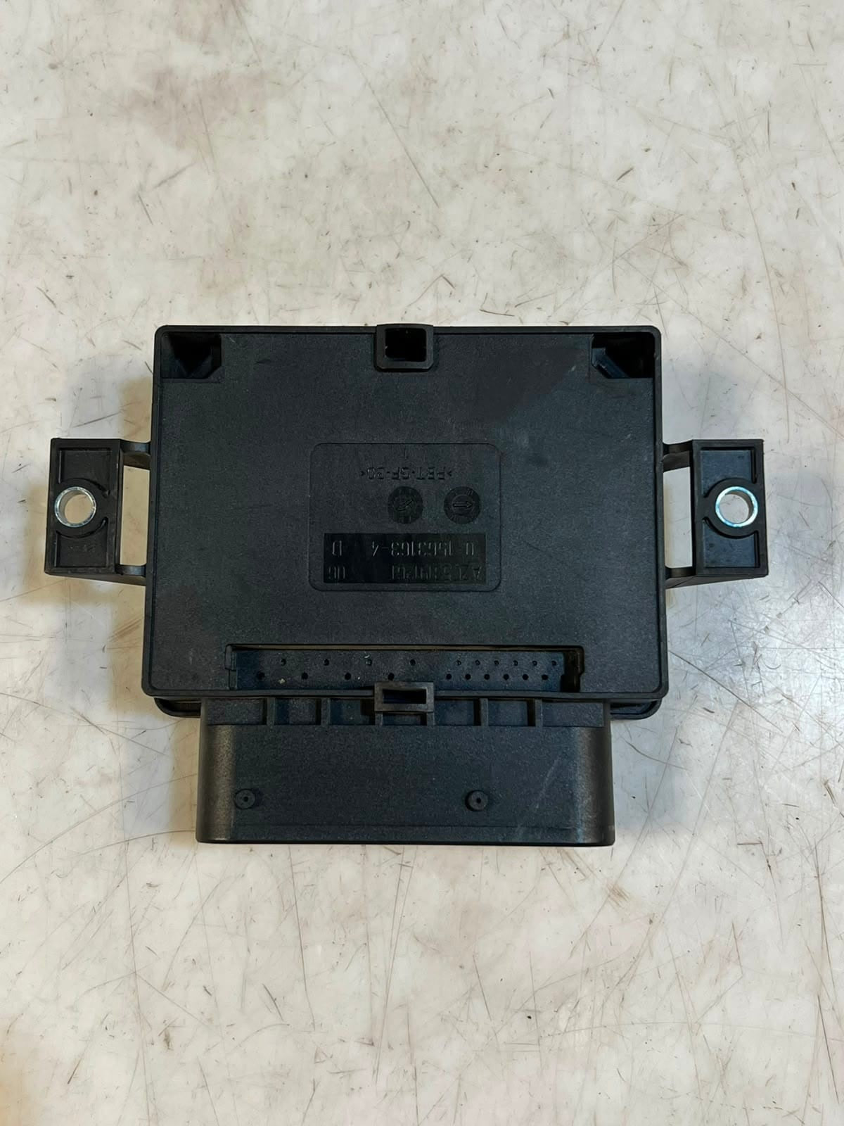 BMW 5 Series F10 F11 F12 F13 F25 F26 650i Parking Brake Control Module 6858017