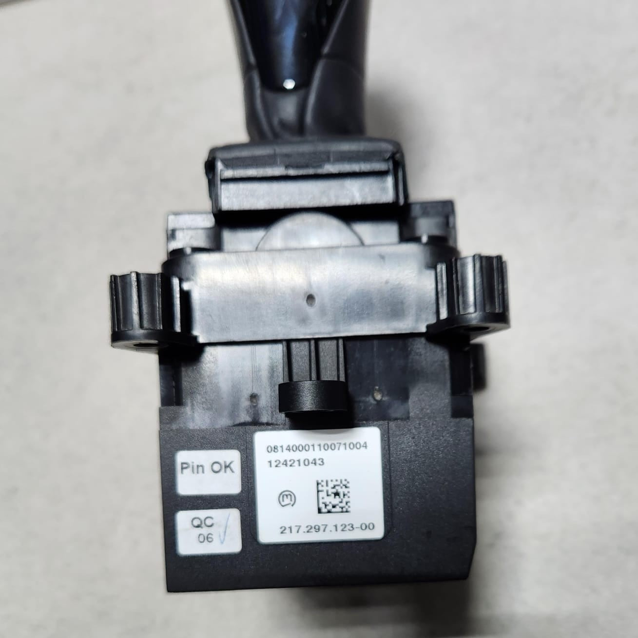 BMW Gear Selector Switch 9353966 F15 X5M and F16 X6M RHD