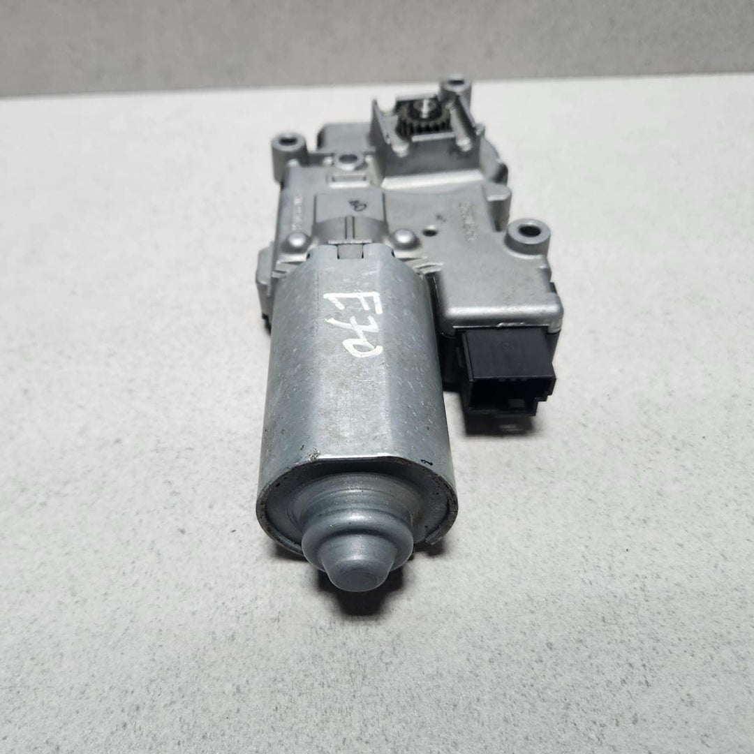 2007-2013 BMW X5 Sunroof Motor 6922652 X5, E90, and E91