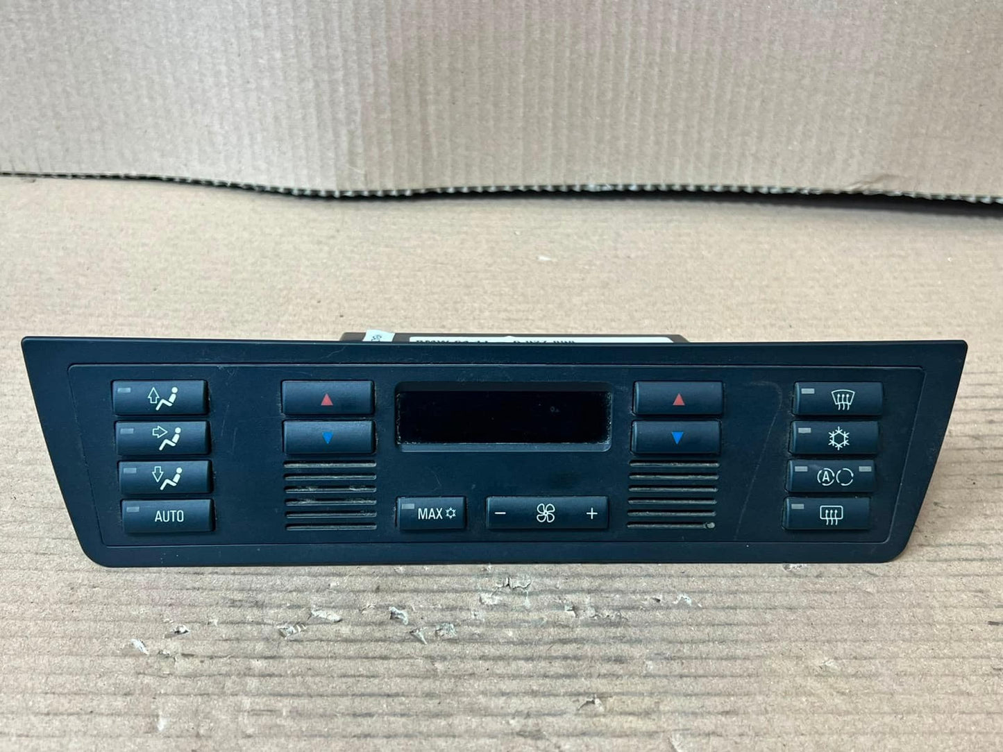 2004-2006 BMW X5 E53 Automatic Air Conditioning CLIMATE Control UNIT 6927898