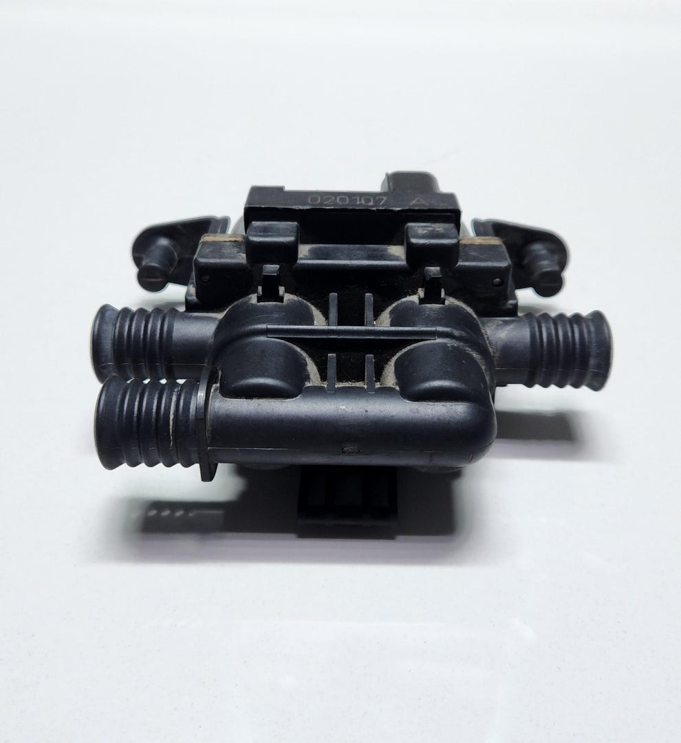 2000-2003 BMW X5 Water Heater Control Valve 8374995