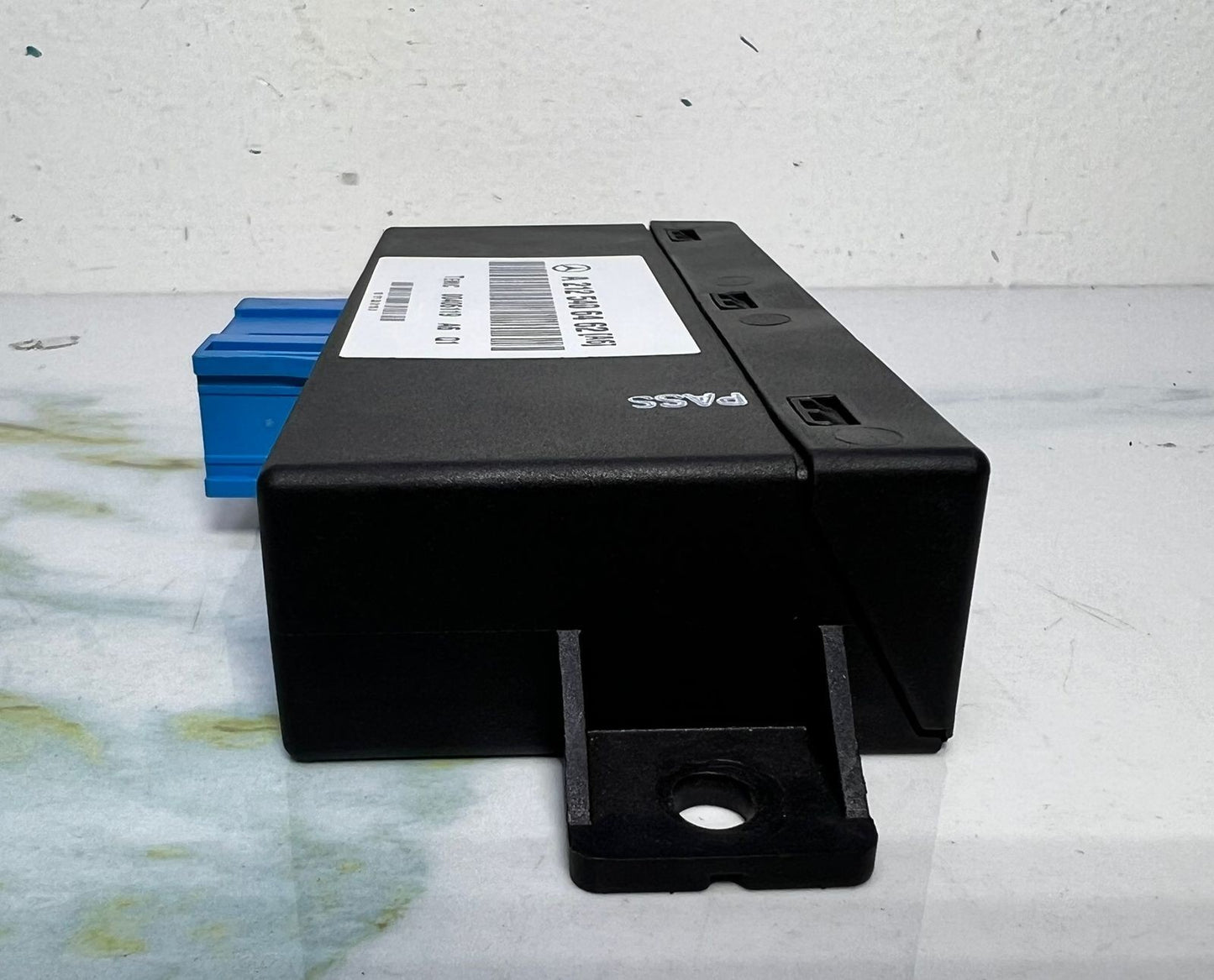 Mercedes E-Class W212 Air Suspension Control Unit A2125406462 OEM
