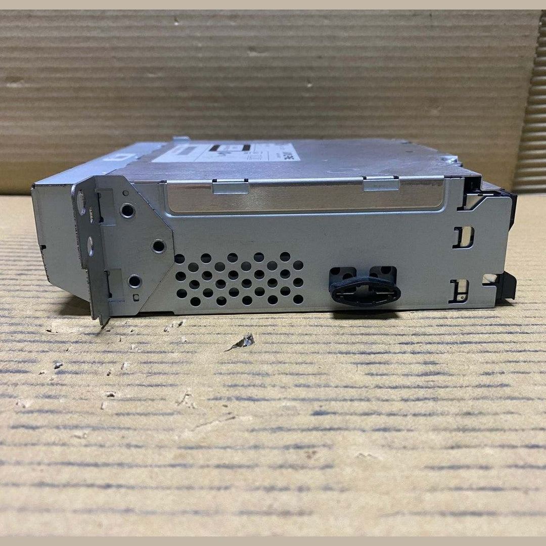 BMW Radio Cd Player Head Unit 9272002 F10 F11 and 6 Series F12
