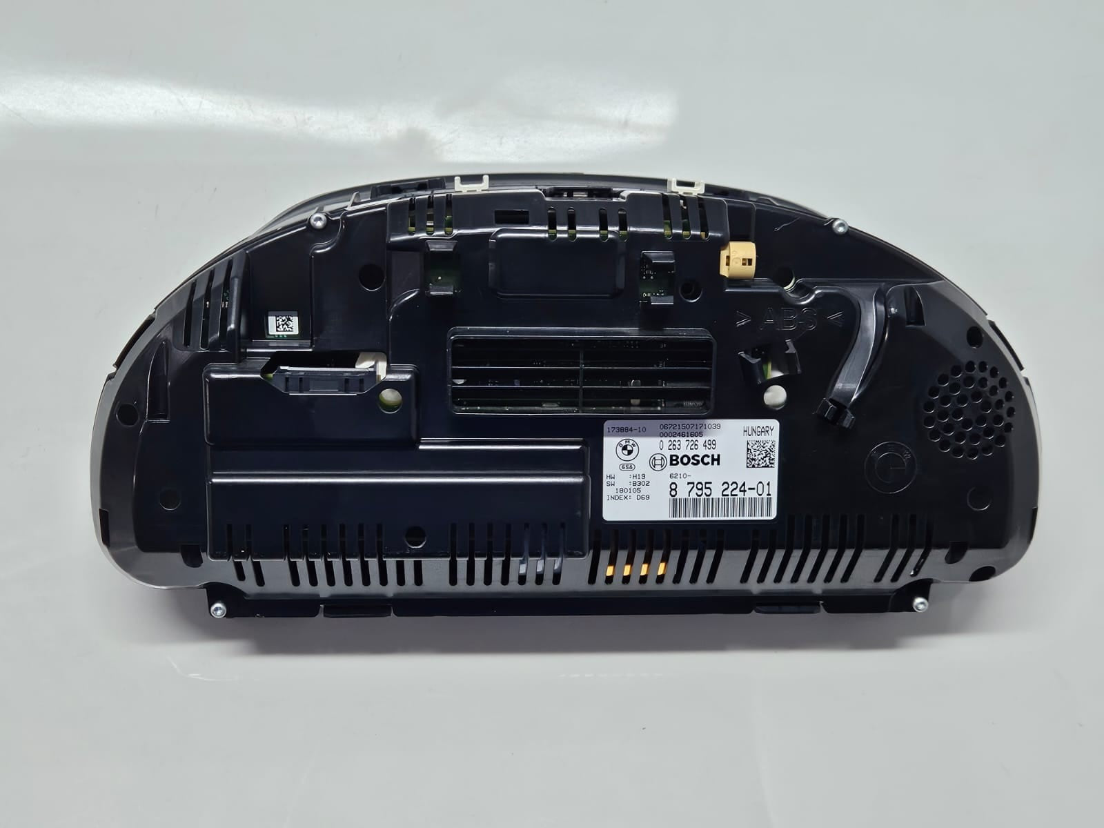 8795224-2018 BMW X4 F26 N57 RHD Instrument Cluster Speedometer OEM