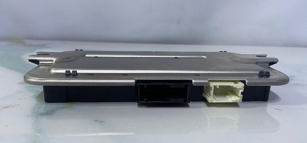 OEM BMW F10 F12 F13 F01 F02 F06 F25 F26 Footwell Light Control Module 9273630