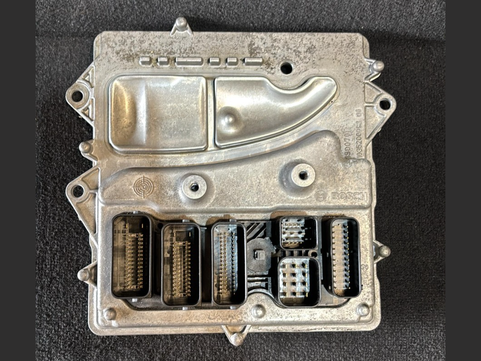 BMW HYBRID 5 F10 N55 ENGINE CONTROL UNIT MODULE DME ECU ONLY - 7643066